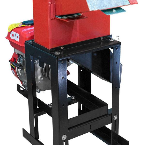 Triturador Forrageiro a Gasolina 125L 7HP 4T com 2 Martelos - CID Imagem de Triturador Forrageiro a Gasolina 125L 7HP 4T com 2 Martelos