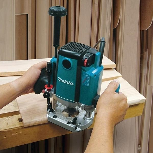 Imagem de Tupia de Coluna com freio 2100W 12mm RP2301FC02 220V Makita