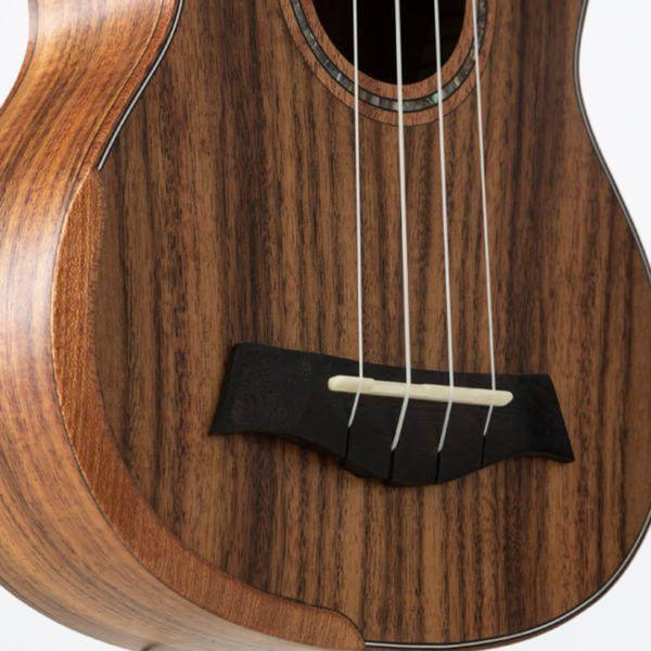 Imagem de Ukulele kalani soprano 21 maori series koa kal 420 sk com capa 15429