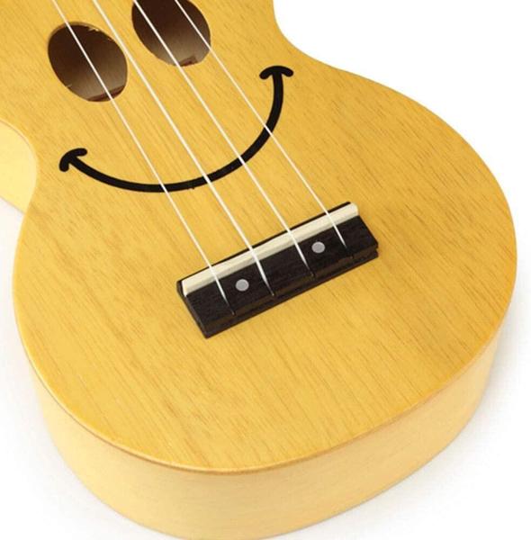Ukulele Soprano Acústico Mahalo Série U-Smile Amarelo + Capa Imagem de Ukulele Soprano Acústico Mahalo Série U-Smile Amarelo + Capa