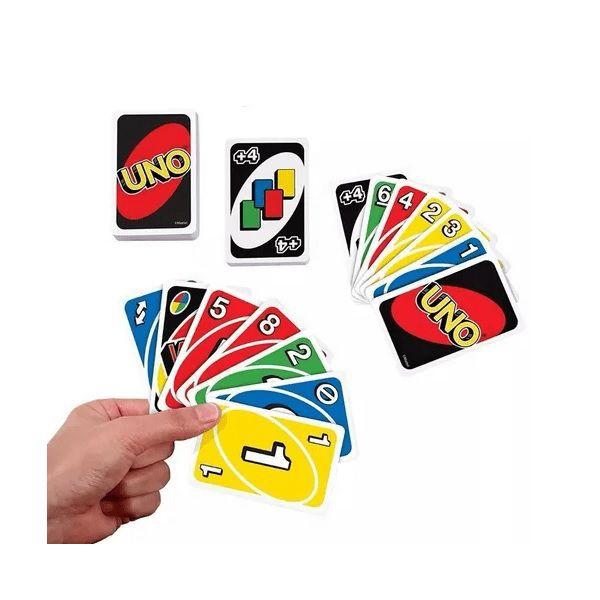 Uno Jogo de Cartas Muito Divertido Impossível Parar Imagem de Uno Jogo de Cartas Muito Divertido Impossível Parar
