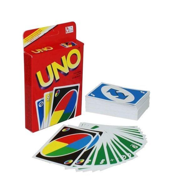 Uno Jogo de Cartas Muito Divertido Impossível Parar Imagem de Uno Jogo de Cartas Muito Divertido Impossível Parar
