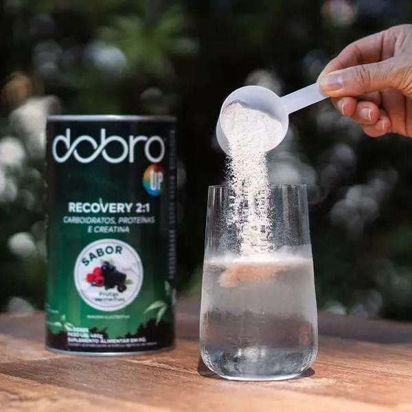 UP RECOVERY 2:1 COM CREATINA SABOR FRUTAS VERMELHAS DOBRO 480g Imagem de UP RECOVERY 2:1 COM CREATINA SABOR FRUTAS VERMELHAS DOBRO 480g