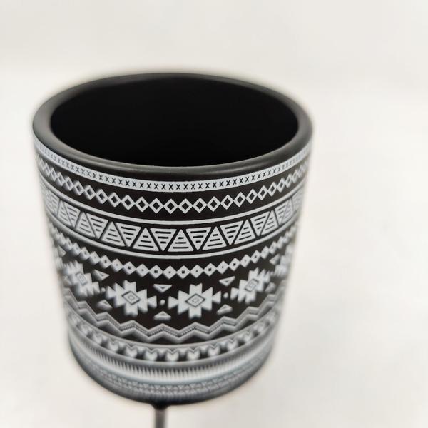 Vaso Decorativo Preto 12X7Cm Cachepot Suporte Metal Ceramica - Inigual Imagem de Vaso Decorativo Preto 12X7Cm Cachepot Suporte Metal Ceramica