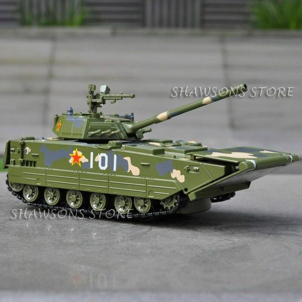 Imagem de Veículo de assalto anfíbio modelo 1:48 de tanque militar fundido