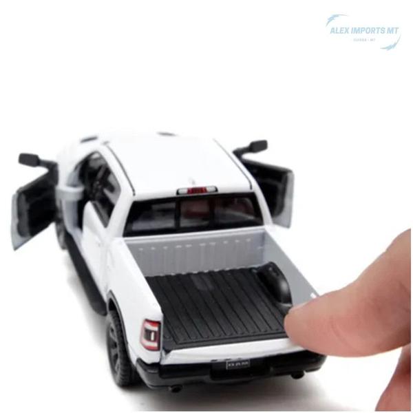 Veiculo miniatura dodi ram 1500 12cm escala 1/46 - A.R Variedades MT Imagem de Veiculo miniatura dodi ram 1500 12cm escala 1/46
