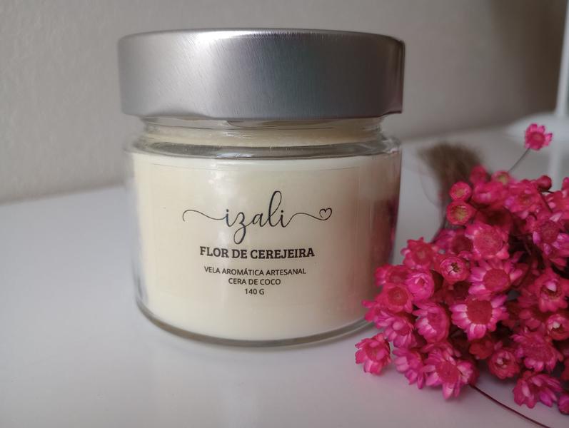 Imagem de Vela aromática artesanal Flor de Cerejeira 140g