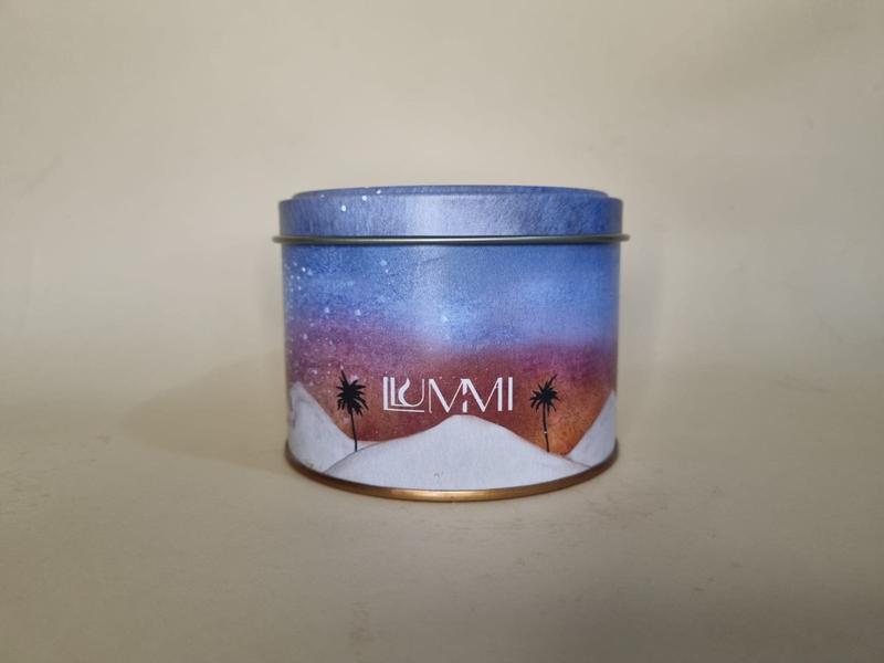 Imagem de Vela Aromática Perfumada Decorativa em Lata 360g - LLUMMI - Decoração Presépio