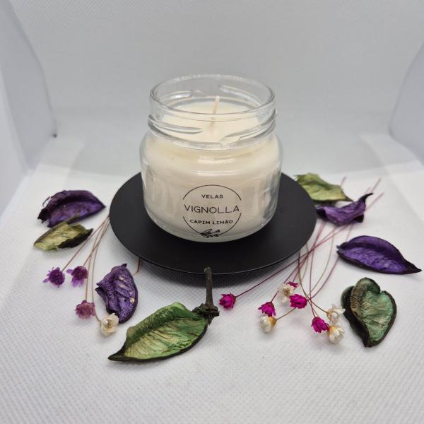 Vela Aromática Pote de Vidro 90gr Aromas Perfume Velas Cera - Vignolla Imagem de Vela Aromática Pote de Vidro 90gr Aromas Perfume Velas Cera