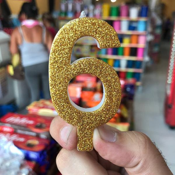 Imagem de Vela De Aniversário Numeral Dourado (Escolha seu número)