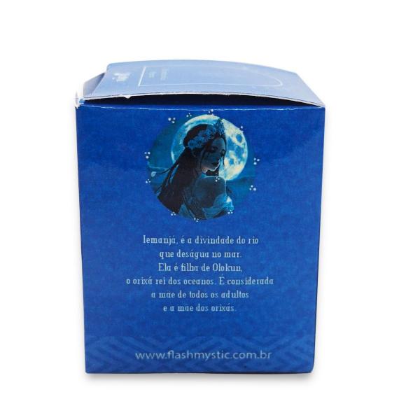 Vela Iemanja Aromática Orixá Parafina Coco Mystic Candle 30g - Flash Imagem de Vela Iemanja Aromática Orixá Parafina Coco Mystic Candle 30g