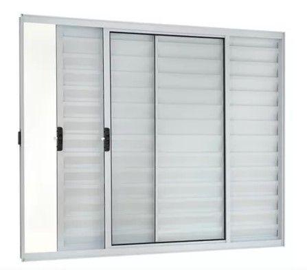 Veneziana 3 Folhas - Alumínio Branco - Linha 18 Modular - Jaguar Esquadrias Imagem de Veneziana 3 Folhas - Alumínio Branco - Linha 18 Modular
