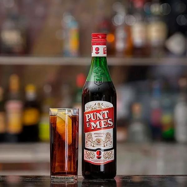 Vermouth Italiano Punt e Mes Tinto 750ml 6 Unidades Imagem de Vermouth Italiano Punt e Mes Tinto 750ml 6 Unidades