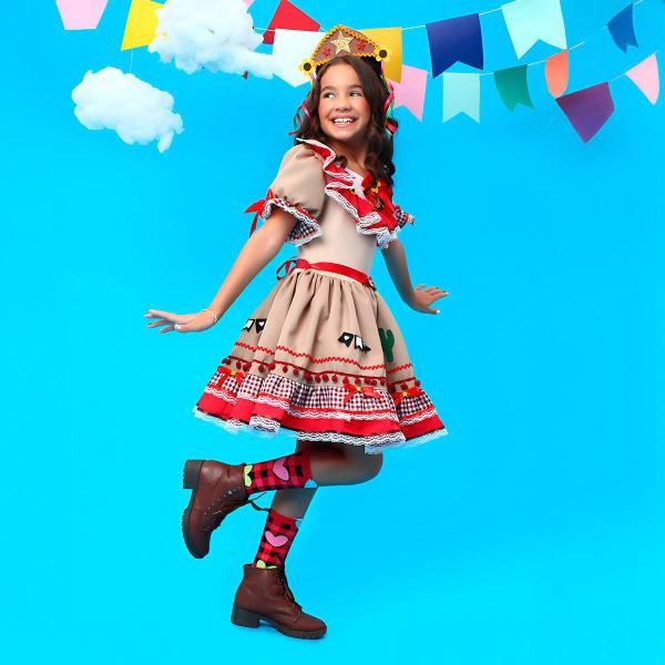 Imagem de Vestido Maria Bonita Infantil Fantasia Cangaceira de Luxo Roupa Festa Junina pra Menina Com Chapeu