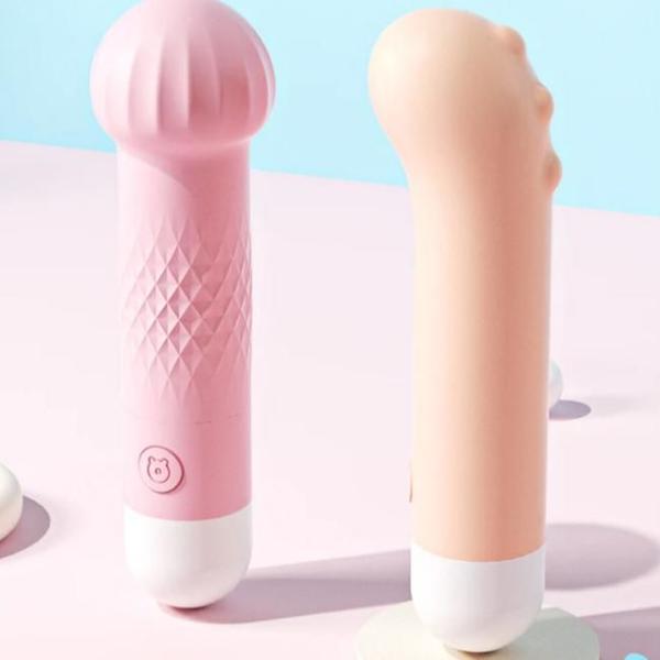 Vibrador Mini Bullet Dino 10 Intensidades 10cm x 2cm Rosa Recarregável Pequeno e Discreto - LILO Imagem de Vibrador Mini Bullet Dino 10 Intensidades 10cm x 2cm Rosa Recarregável Pequeno e Discreto