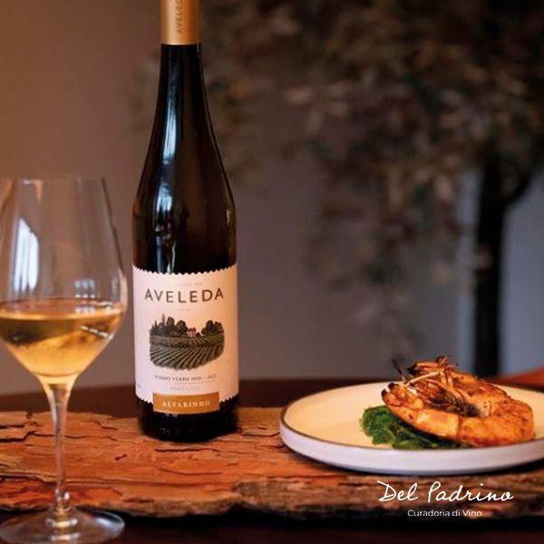 Imagem de Vinho Verde Português Aveleda Alvarinho