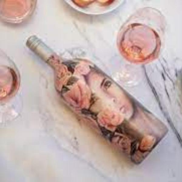 Imagem de  Vinho Vik La Piu Belle Rose 750ml