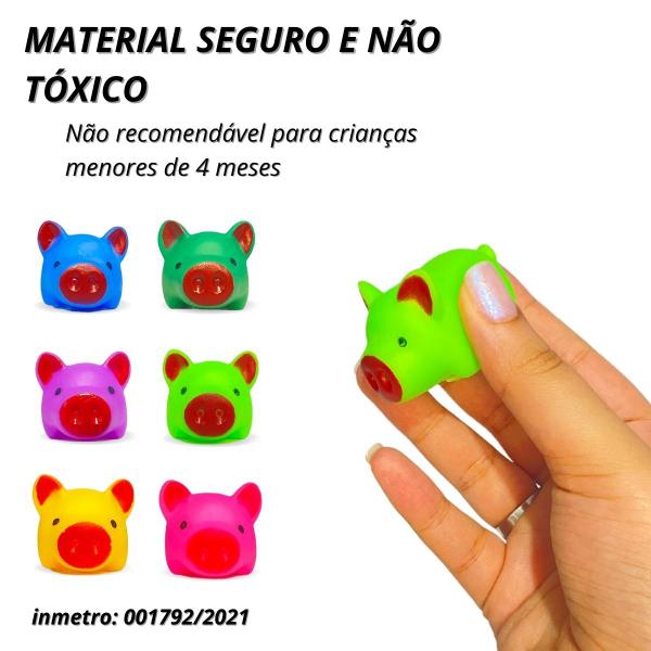 Vinil Porquinhos Kit 4 Brinquedos de Bebê para Banho - Europio Imagem de Vinil Porquinhos Kit 4 Brinquedos de Bebê para Banho