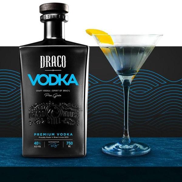 Vodka Draco Premium Craft Spirit Of Brasil Pure Grain 750Ml Imagem de Vodka Draco Premium Craft Spirit Of Brasil Pure Grain 750Ml