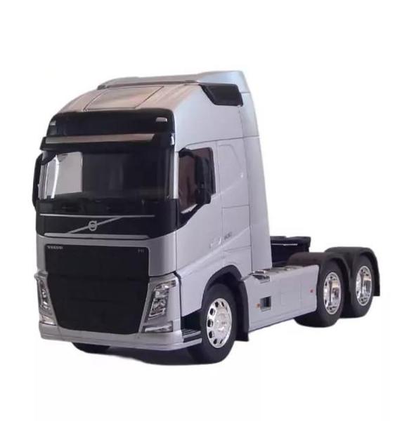 Imagem de Volvo FH 500 Trucado Welly 1:32 Prata