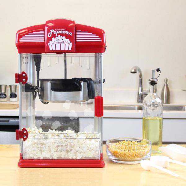 Imagem de West Bend Stir Crazy Movie Theater Popcorn Popper, Máquina Gourmet Popcorn Maker com chaleira de pipoca antiaderente, ferramenta de medição e colher de pipoca para máquina de pipoca, 4 Qt., Vermelho