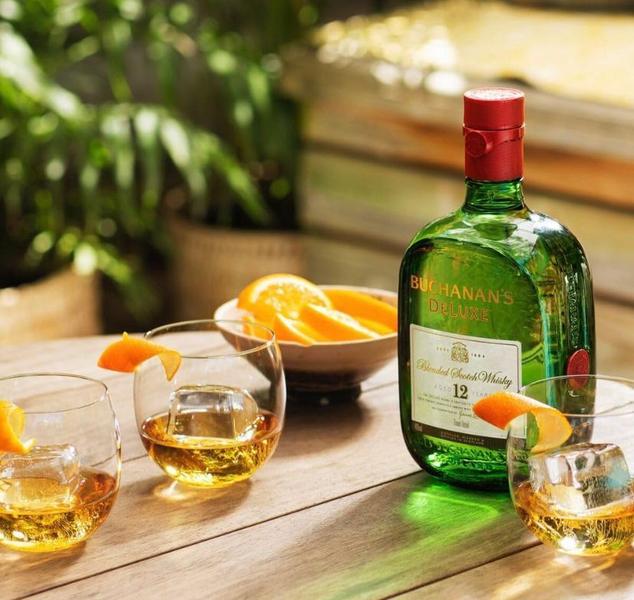 Imagem de Whisky Buchanans Deluxe 12 Anos Blended 1L