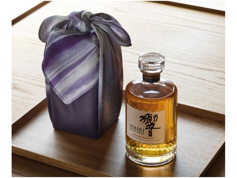 Whisky Hibiki Suntory Blended Japonês 700ml - Whisky - Magazine