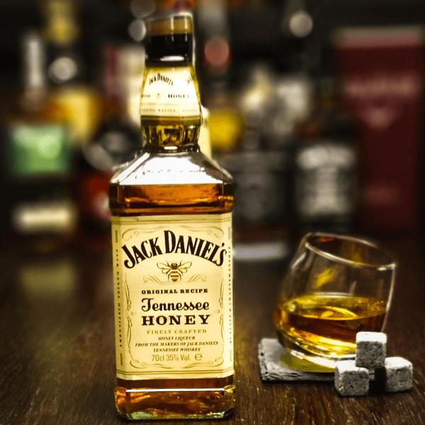 Whisky jack daniels honey 1000ml Imagem de Whisky jack daniels honey 1000ml