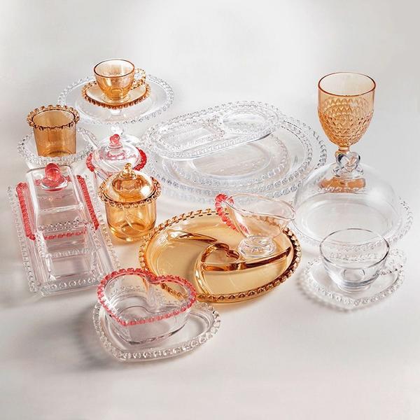 Xícara De Chá Com Pires Lyor Cristal Linha Coração 170ml Transparente Imagem de Xícara De Chá Com Pires Lyor Cristal Linha Coração 170ml Transparente