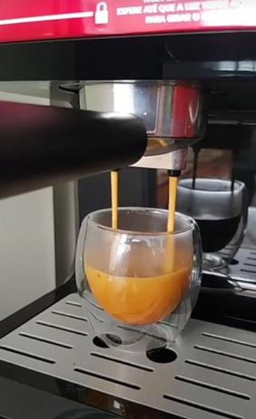Zaro Café Especial Moderado em Grãos 500g Imagem de Zaro Café Especial Moderado em Grãos 500g