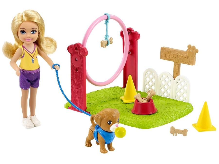 Boneca Barbie Mundo de Chelsea com Acessórios - Mattel