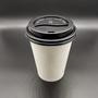 Imagem de 100 Copos de Papel 300 ml para Café com Tampa - bebida quente e fria