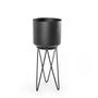 Imagem de 2 vasos cachepot metal com suporte preto fosco gourmet mix