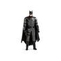 Imagem de 2022 - batmovel - the batman com luz e boneco - 1/18