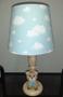Imagem de Abajur INFANTIL em pinus, altura total 47cm com cúpula inclusa Azul