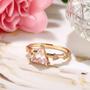 Imagem de Anel Banhado a Ouro Com Pedra Triangular Rosa Claro e Zircônia