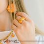 Imagem de Anel de Corda em Acrílico Laranja e Banhado a Ouro e com Abertura - Medida Interna 18mm (Aro 17)