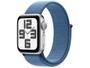 Imagem de Apple Watch SE GPS Caixa Prateada de Alumínio 40mm Pulseira Loop Esportiva Azul-inverno (Neutro em Carbono)