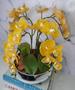 Imagem de Arranjo Com 4 Orquídeas Amarelo Vaso Prata 28cm