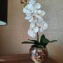 Imagem de Arranjo De Orquídea Artificial Branca 60cm Com Vaso De Vidro