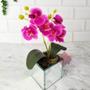 Imagem de Arranjo de Orquídea Artificial Com Vaso de Vidro Espelhado