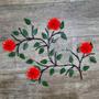 Imagem de Arranjo De Parede Com Folhas E Flores Ferro 4 Rosas Vermelho