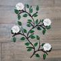 Imagem de Arranjo De Parede Com Folhas Flores Em Ferro 4 Rosas Branco