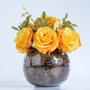 Imagem de Arranjo de Rosas Artificiais Amarelas em Vaso de Vidro Bia