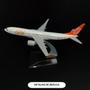 Imagem de Avião Brasil Gol Air B737 - Modelo de Metal em Miniatura (Escala 1:400)