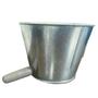 Imagem de Balde P/ Bezerro Com Bico Borracha e Garras Galvanizado 5 L