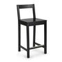 Imagem de Banco de bar Amazon Basics de madeira com encosto preto