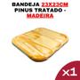 Imagem de Bandeja de Pinus 9-LeG, descubra a sofisticação de um suporte de madeira multifuncional para adicionar elegância e organização ao seu espaço!
