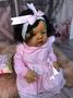 Imagem de Bebe Reborn Negra Kit Abigail Boneca Realista Corpo Todo em Silicone Cabelo Implantado