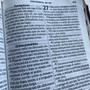 Imagem de Bíblia Letra Gigante Versão NTLH Nova Tradução Linguagem de Hoje Fácil Simples Luxo Preta Índice Lateral Capa Preta